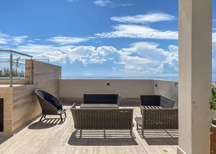 Puerto By Andiani Travel Apartment *